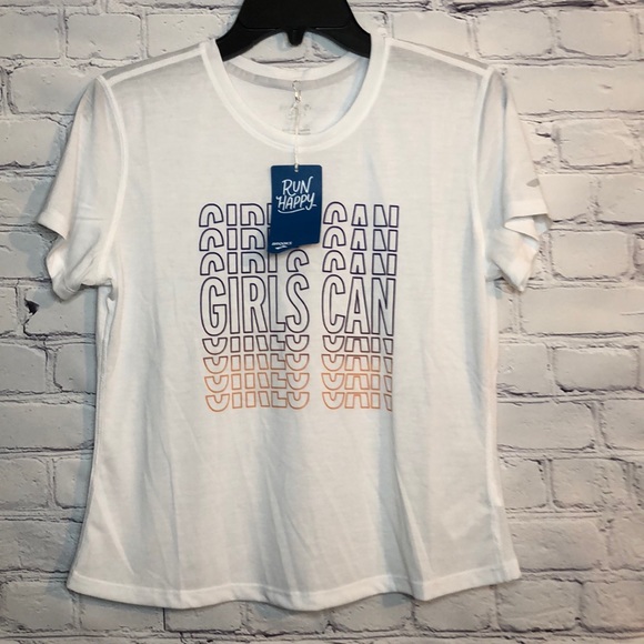 NWT Brooks Running Tee M International Women’s Day - Picture 2 of 11